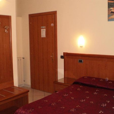 B&B Starlight โรม ภายนอก รูปภาพ