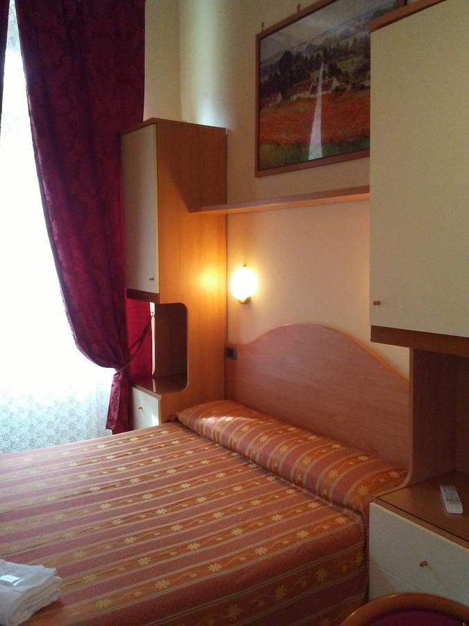 B&B Starlight โรม ภายนอก รูปภาพ